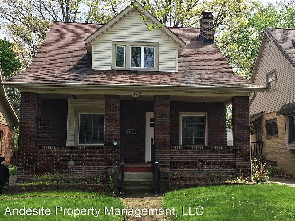 1st image of 2555 Berk St