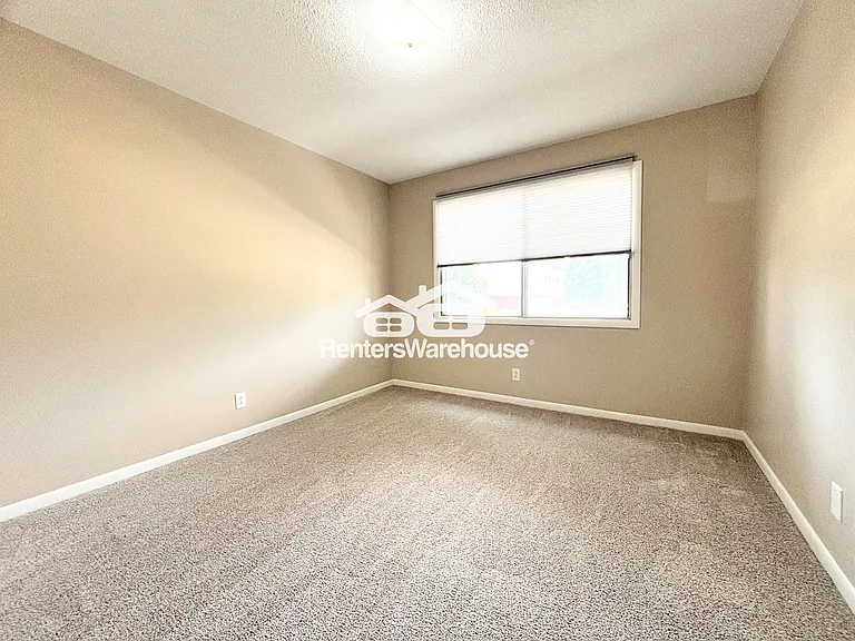 4211 65th St #4 — Photo 13