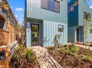 2329 SE Sherman St, Portland, OR 97214