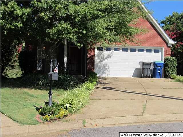 1st image of 68 Conger Ct