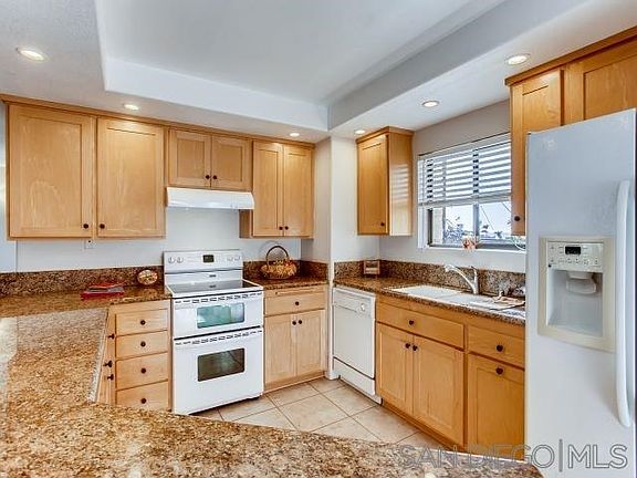 Lovely light wooden cabinets