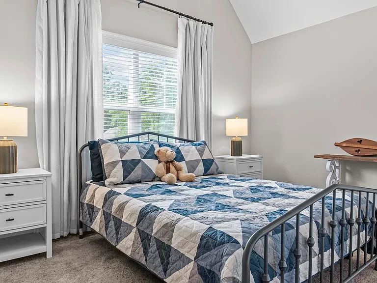 1540 Carriage Ridge Dr — Photo 38