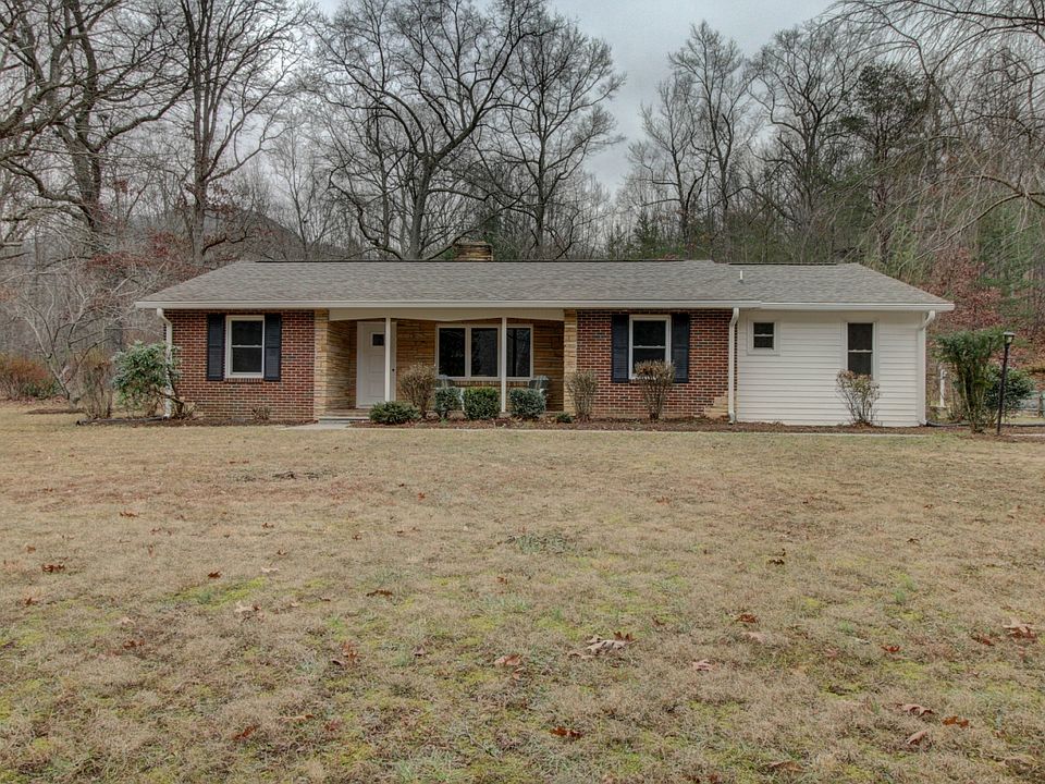 For Sale: 5562 Bradshaw Road, Salem, Virginia 24153