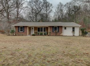 5562 Bradshaw Rd, Salem, VA 24153