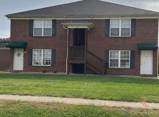 105 Kenilworth Ct APT B, Radcliff, KY 40160