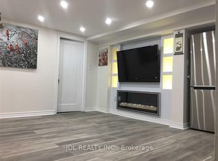 33 Glenshephard Dr, Toronto, ON M1K 4N2