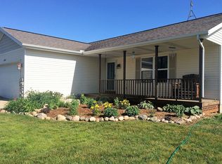 4896 Glen Bluff Dr, Sand Lake, MI 49343