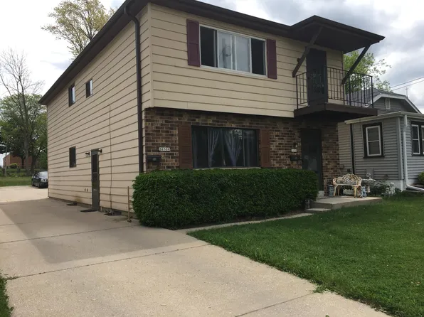 3150 S 95th St #2, Milwaukee, WI 53227