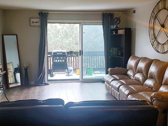 3rd image of 14013 James Dr APT 510