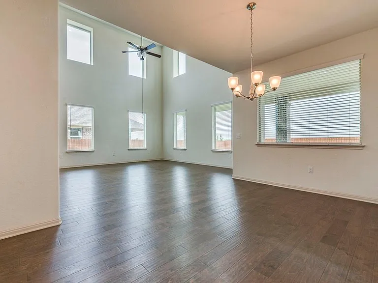 16445 Marcello Dr — Photo 7