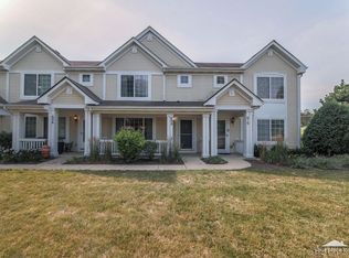 608 Lincoln Station Dr, Oswego, IL 60543