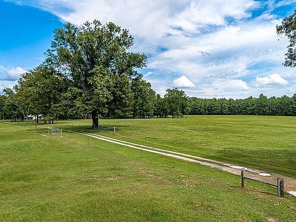 Drive to home*Secluded