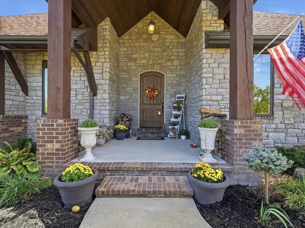 136 Arabian Way, Saddlebrooke, MO 65630