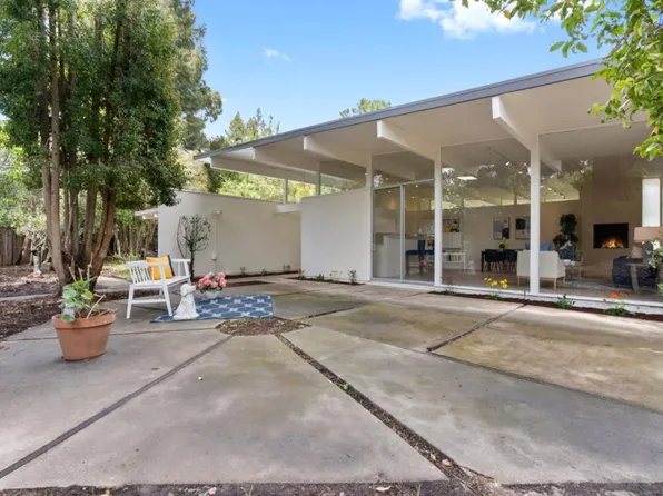 741 Esplanada Way, Stanford, CA 94305