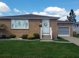 58 Fairelm Ln, Cheektowaga, NY 14227