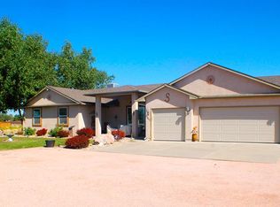 941 W McCulloch Blvd N, Pueblo West, CO 81007