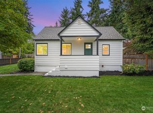 13325 31st Ave NE, Seattle, WA 98125