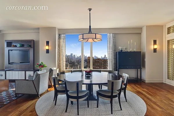 Sold by Corcoran | media 2