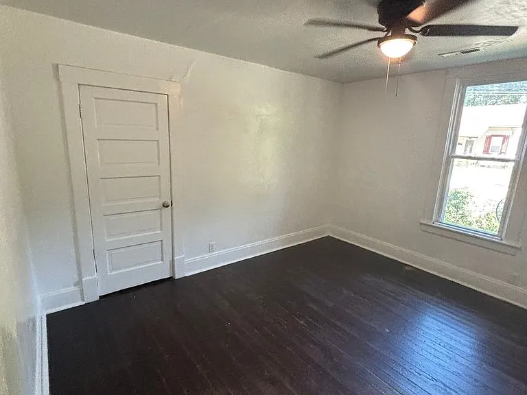 2159 N Main Ave — Photo 7