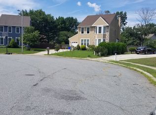 3 Pawn Ct, Egg Harbor Township, NJ 08234