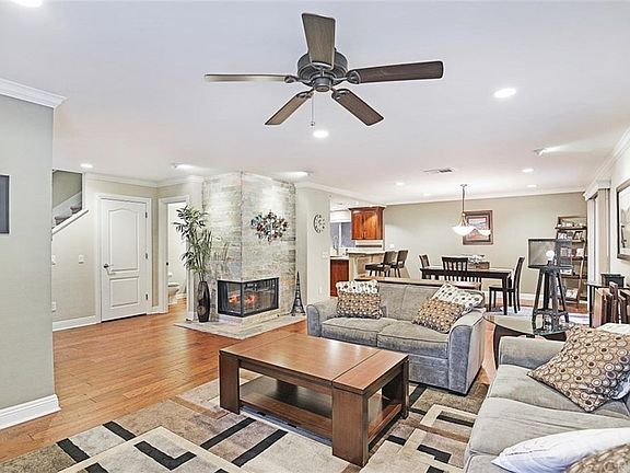 5th image of 25130 Steinbeck Ave Unit A