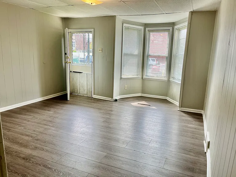2815 Westfield Ave — Photo 3