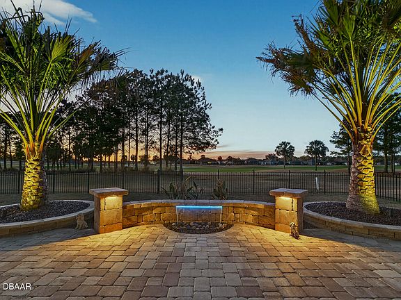 2nd image of 9527 SW 70th Loop