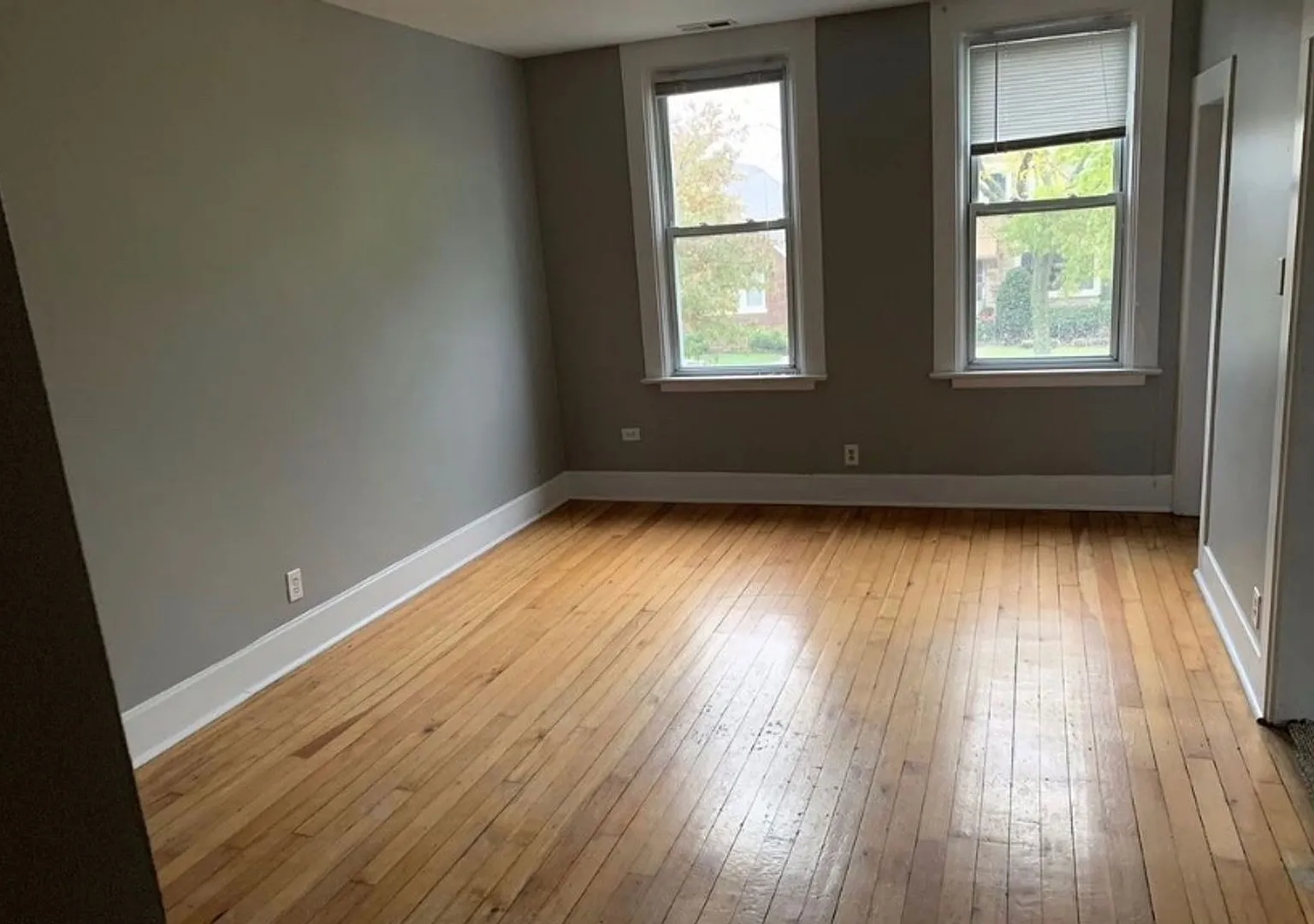 10840 S. Avenue N. — Photo 2