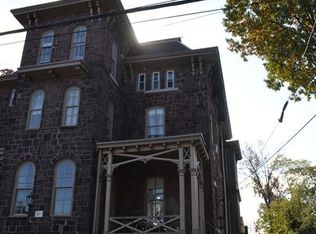 4006 Pine St APT 2M, Philadelphia, PA 19104