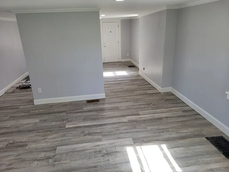 1366 Main St — Photo 2
