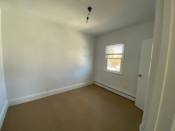 5th image of 48 1st St Floor 2