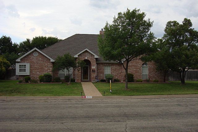 1st image of 3133 Clearview Dr