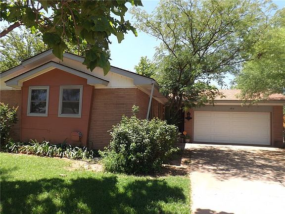 4th image of 1216 E Karen Dr