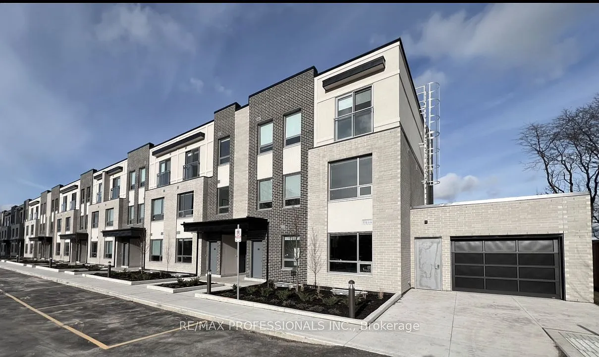 4 bed, $3,995 — Photo 1