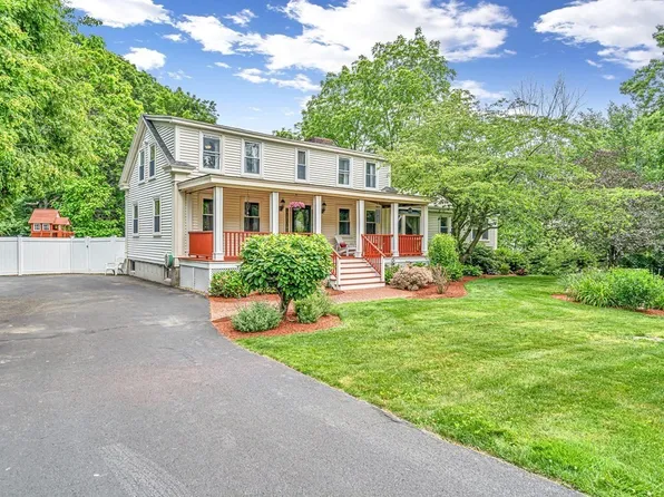 22 Judy Ln, Bellingham, MA 02019