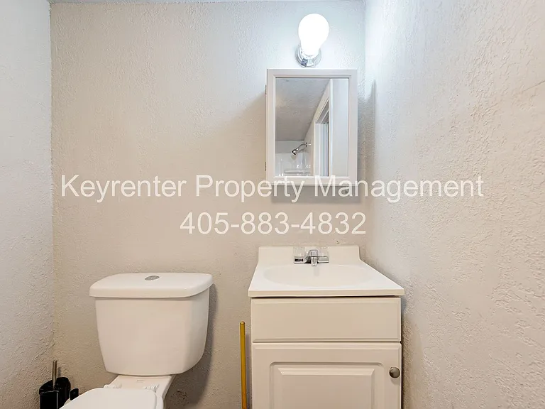 SW 27th St Complex — Photo 30