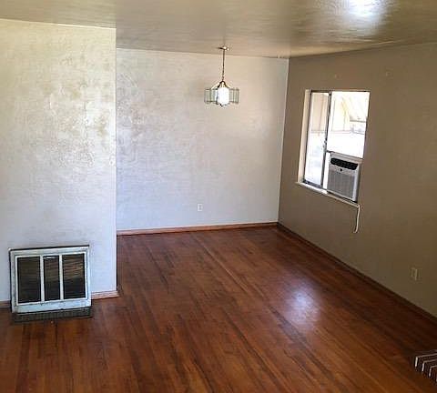 4th image of 604 W Vine St