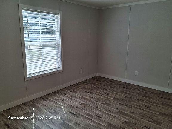 6th image of 3133 White Ash Dr #196