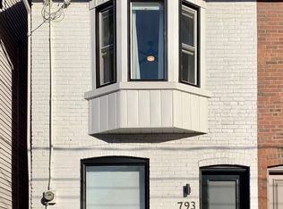 793 Pape Ave #3, Toronto, ON M4K 3T2