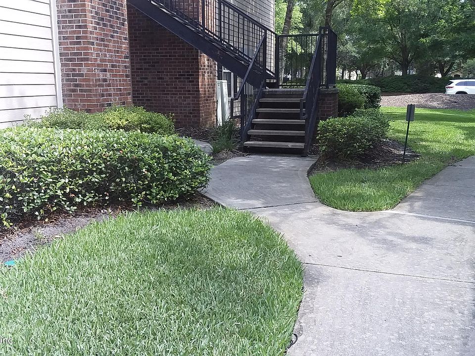 1st image of 10000 GATE Parkway N #2218