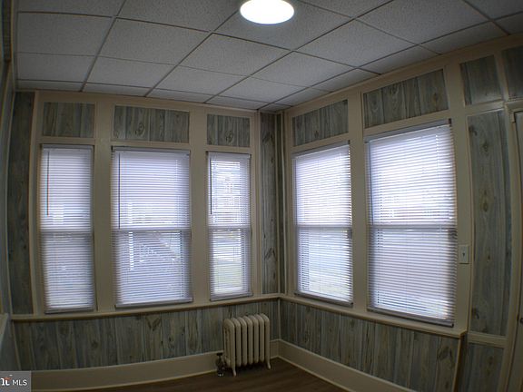 3rd image of 1105 N 17th St