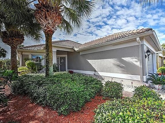2nd image of 10018 Oakhurst Way