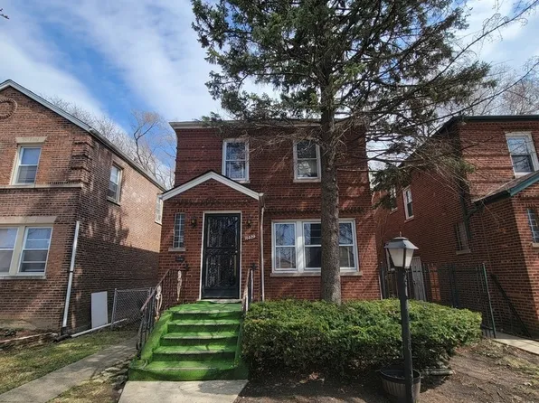 10529 S Eberhart Ave, Chicago, IL 60628