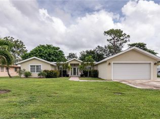 535 Val Mar Dr, Fort Myers, FL 33919