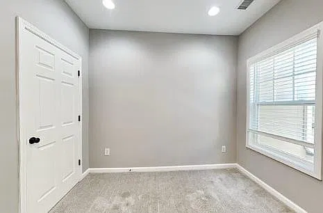 3 bed, 1740 sqft, $2,600 — Photo 4