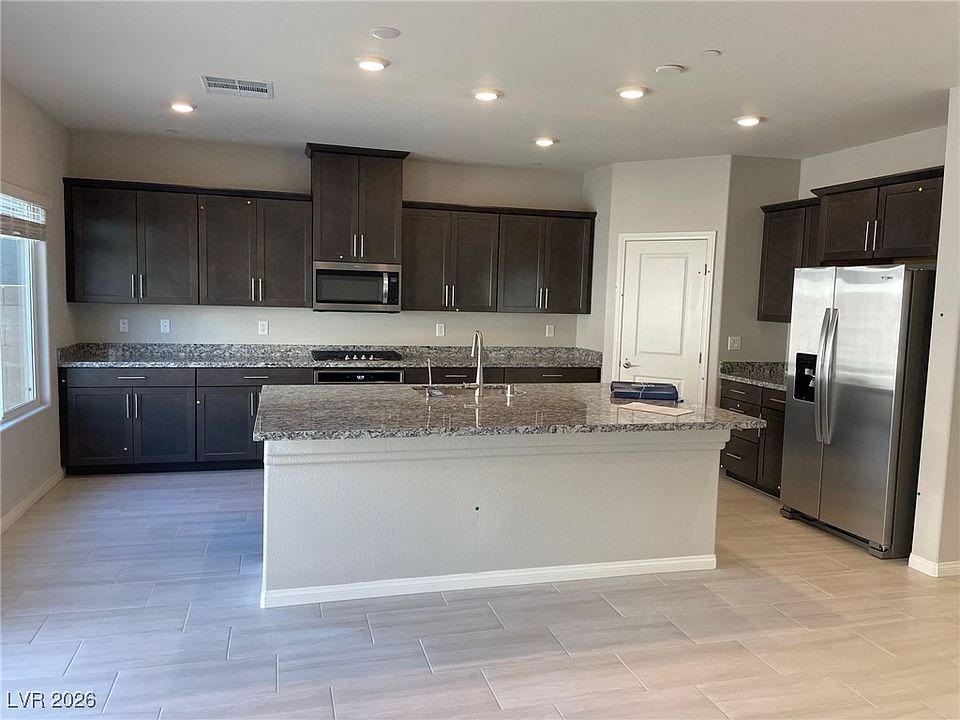 1st image of 10766 Wild Parsley Ave
