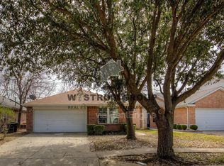 8821 Highland Orchard Dr, Fort Worth, TX 76179