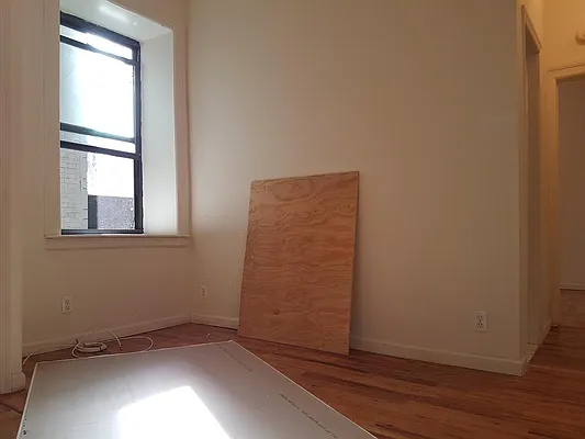 Rented by Lang Realty LLC | media 17