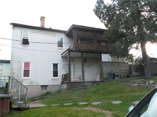 820 Somerset St, Monessen, PA 15062