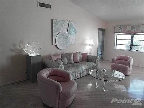 3rd image of 10539 Green Trail Dr S